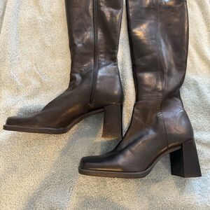Like New! Nine West Chayra Black Leather Boots Size 7.5.